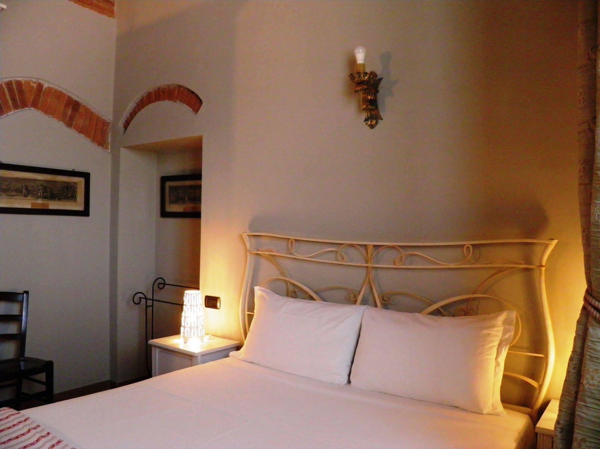 ベルガモ In Centro Charme Bed & Breakfast エクステリア 写真