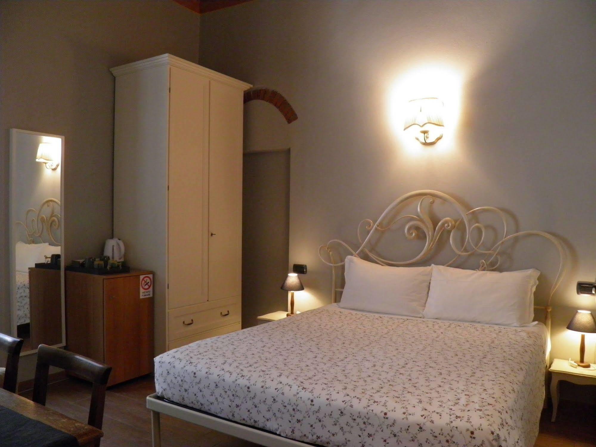 ベルガモ In Centro Charme Bed & Breakfast エクステリア 写真