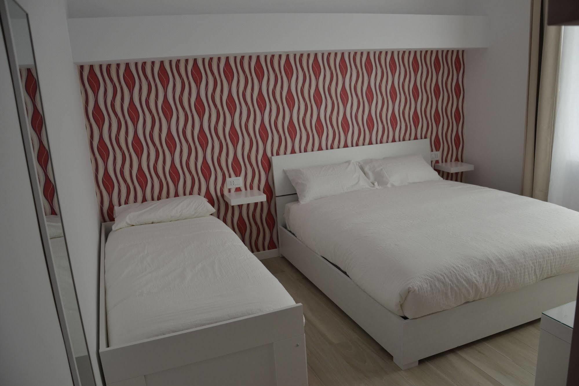 ベルガモ In Centro Charme Bed & Breakfast エクステリア 写真